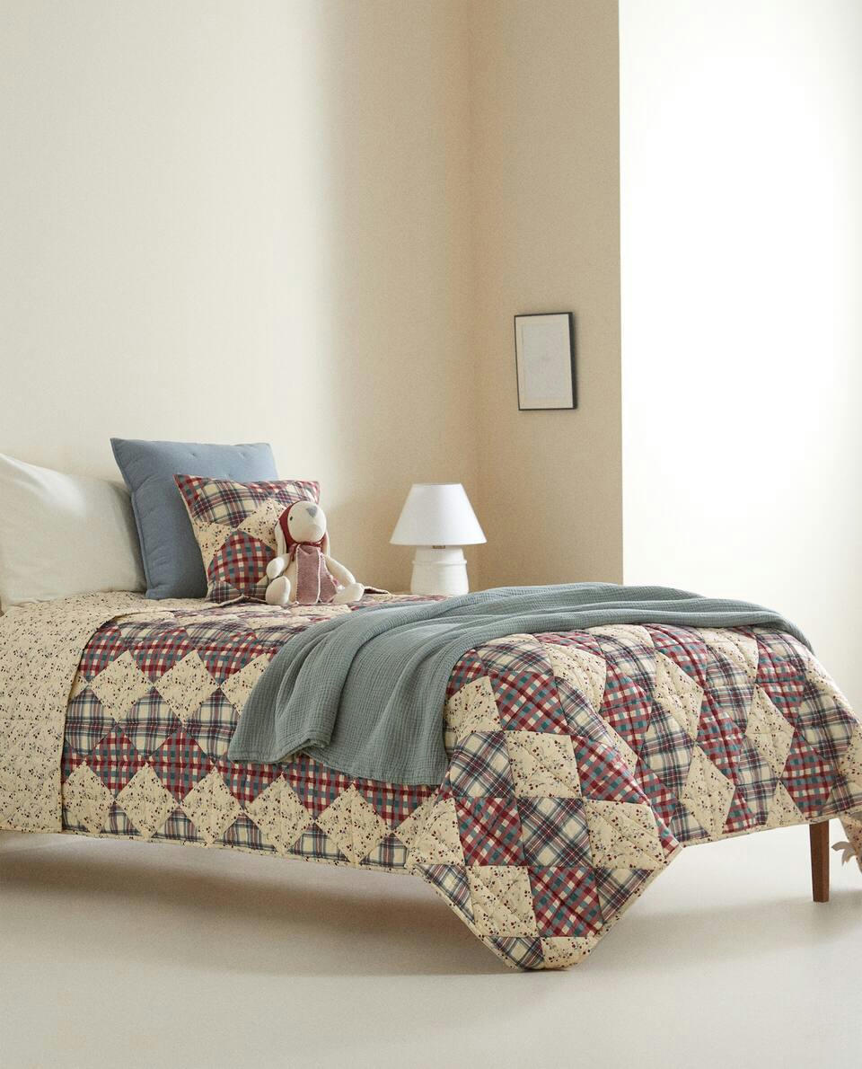 CHILDREN'S COTTON PATCHWORK BEDSPREAD CHRISTMAS