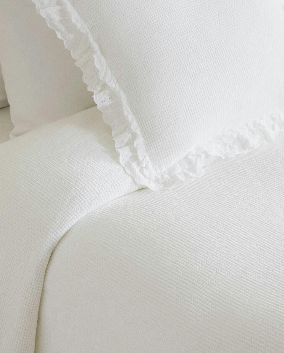 JACQUARD COTTON BEDSPREAD