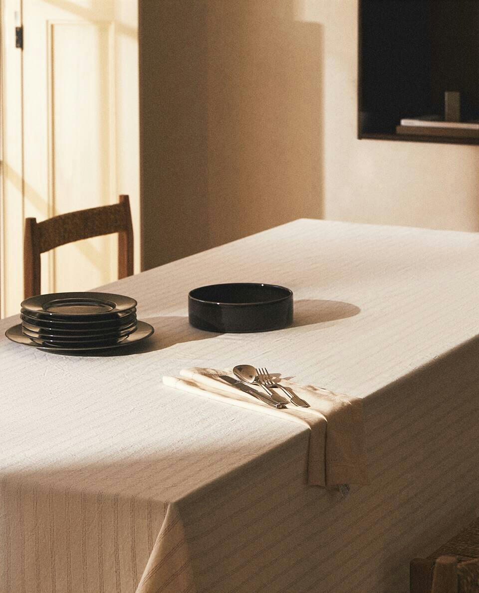 STRIPED COTTON TABLECLOTH