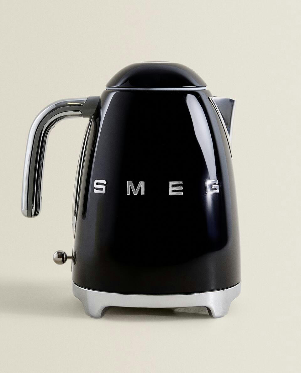 SMEG KETTLE