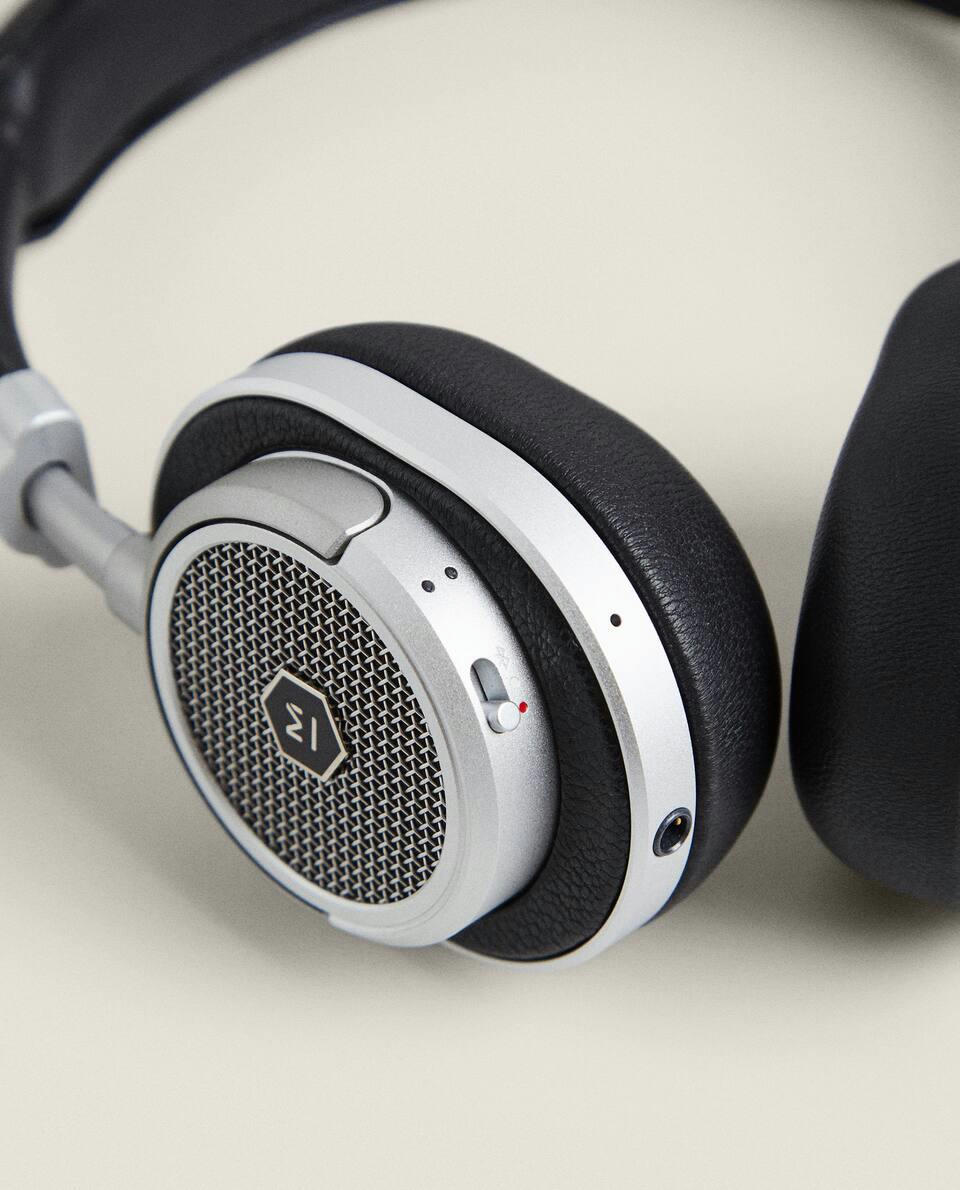 MASTER & DYNAMIC WIRELESS HEADPHONES