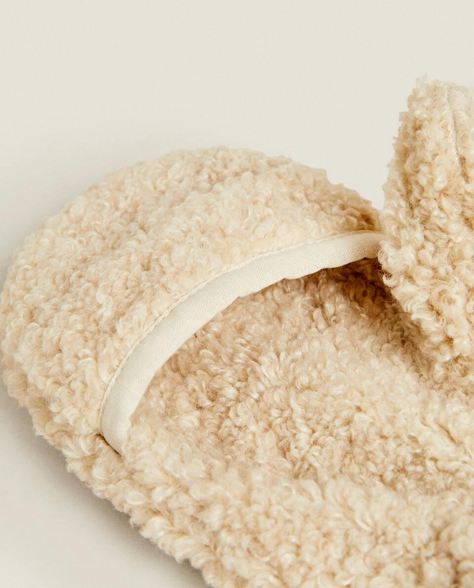 FAUX SHEARLING MITTENS