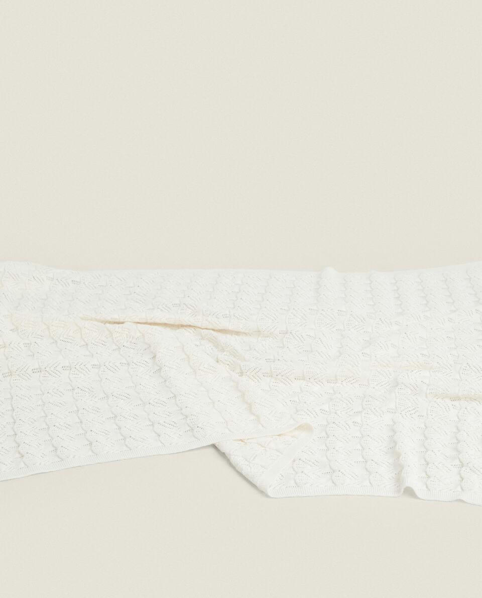 CHILDREN’S OPEN-KNIT COTTON BLANKET