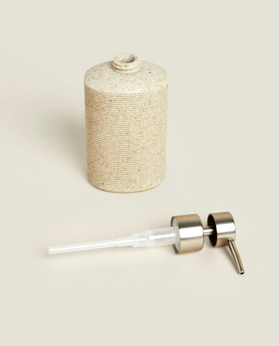 STRIPED RESIN BATHROOM SET