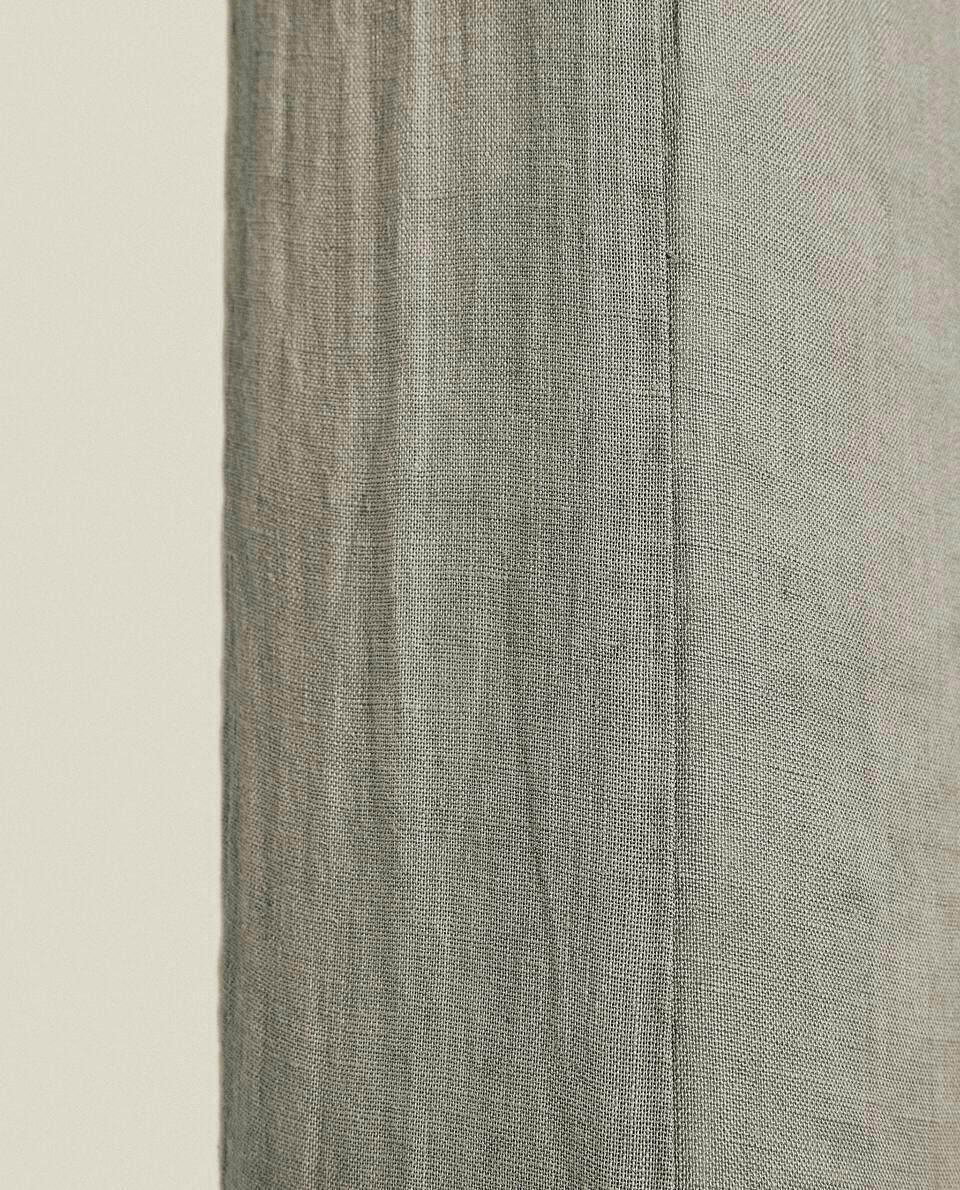 ROUNDED HEADBOARD WITH LINEN COVER