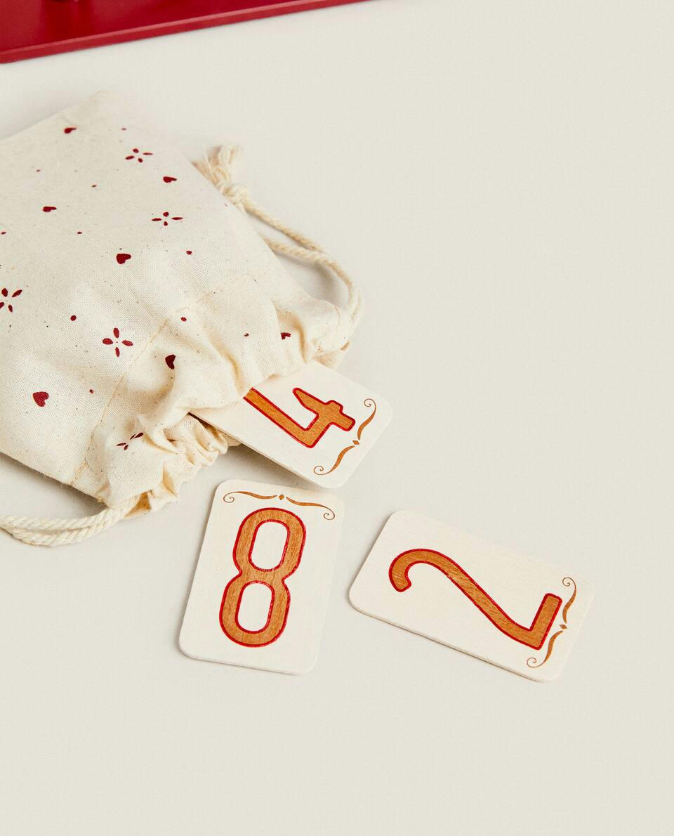 CHILDREN’S CHRISTMAS COUNTDOWN CALENDAR