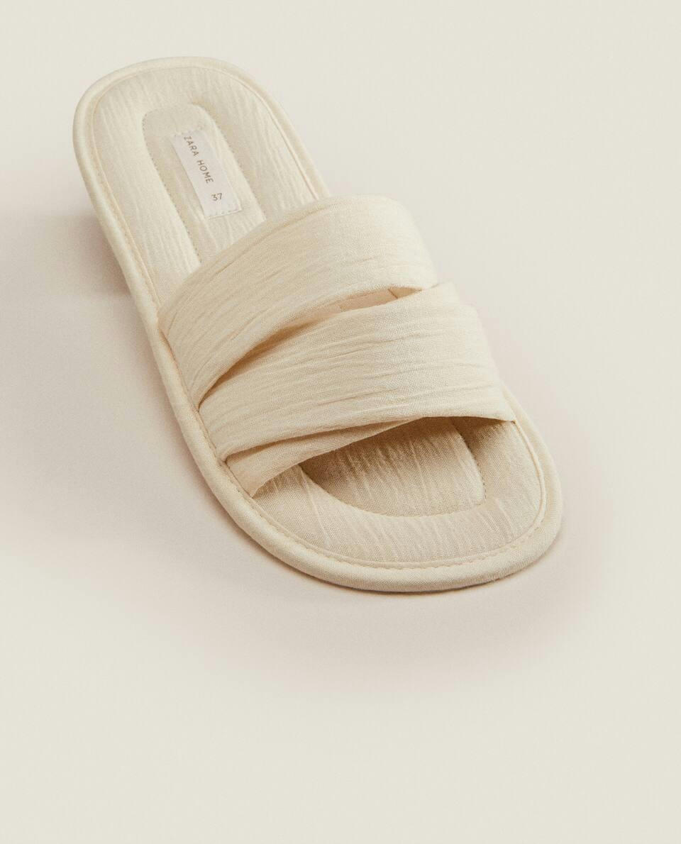 MUSLIN OPEN SLIPPERS