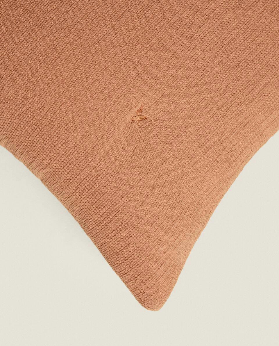 WAFFLE-KNIT CUSHION COVER