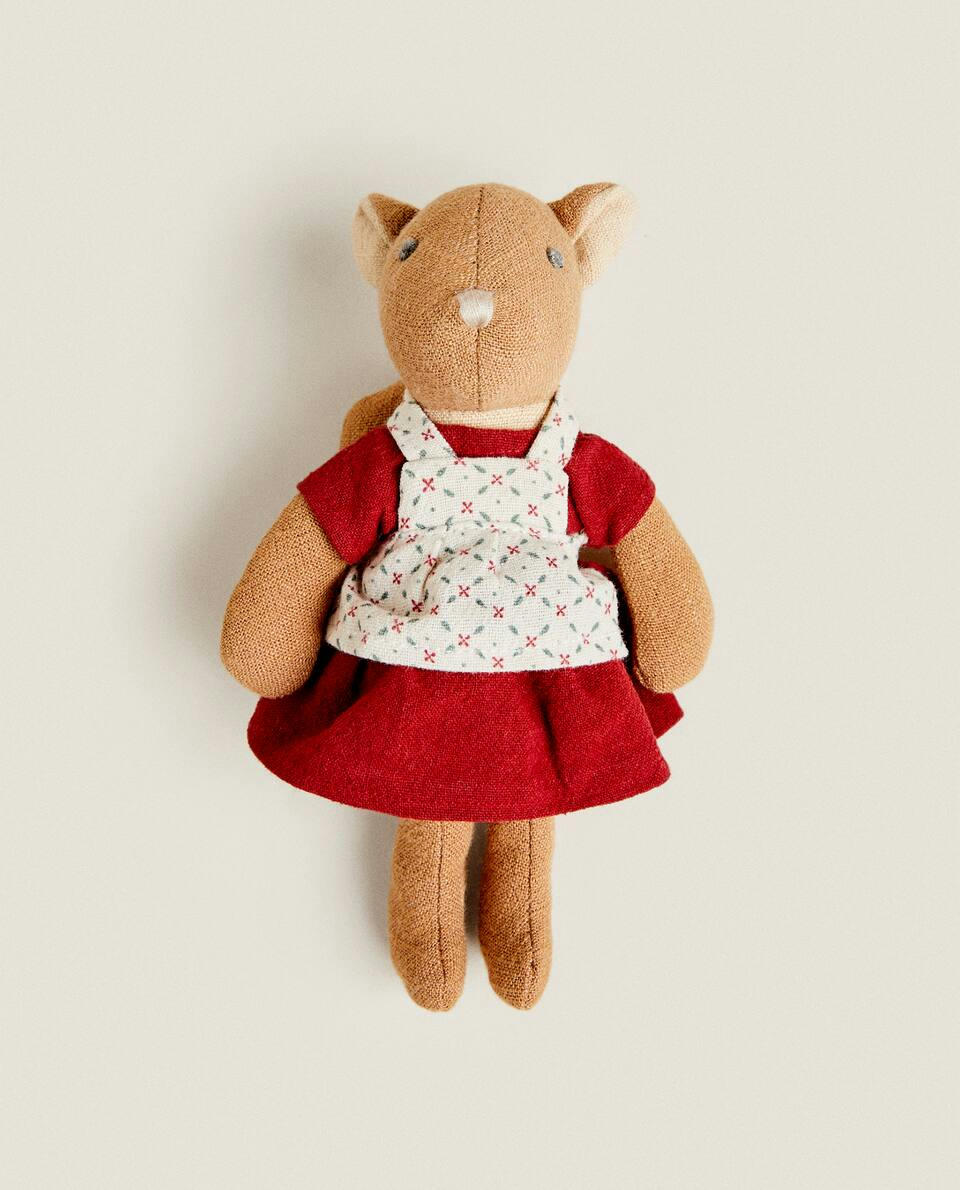 CHILDREN'S CHRISTMAS SQUIRREL FAMILY SOFT TOY SET