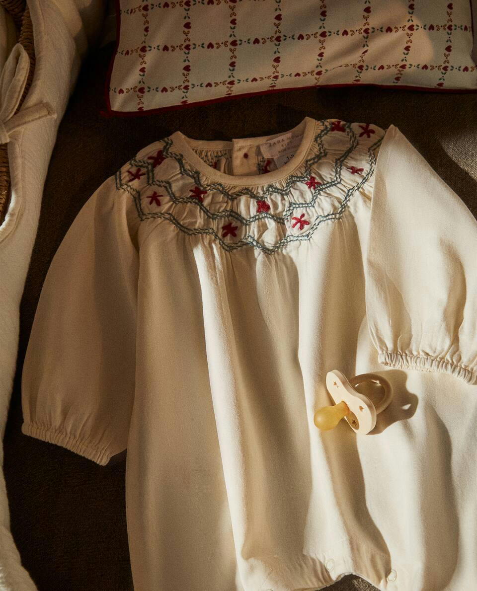EMBROIDERED CHRISTMAS BABY ROMPER