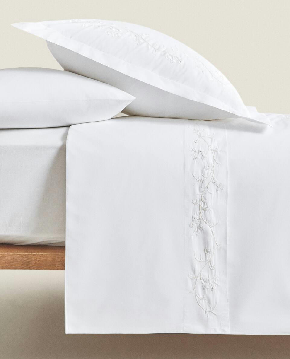 FLORAL EMBROIDERY DUVET COVER