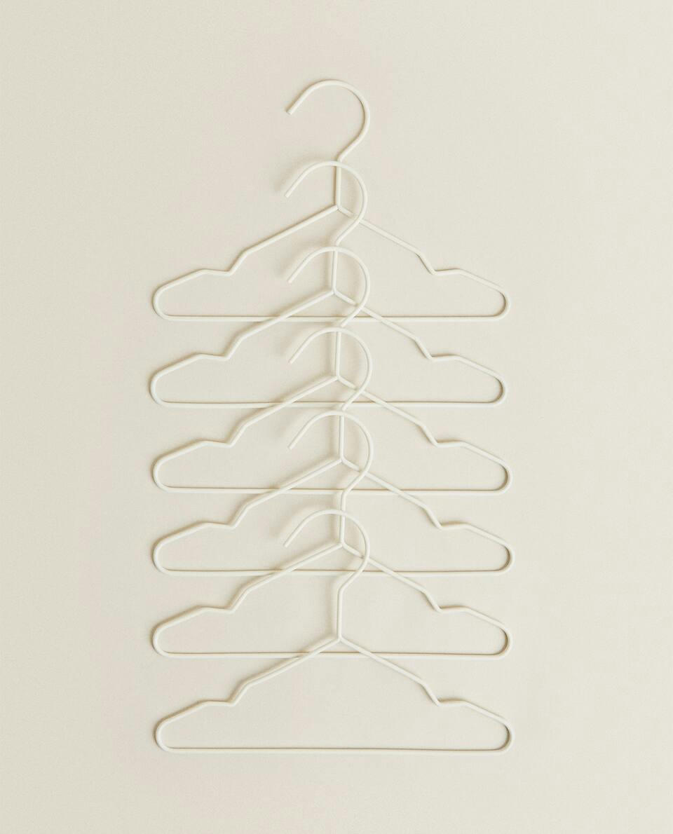 RUBBERISED BABY HANGER (PACK OF 6)