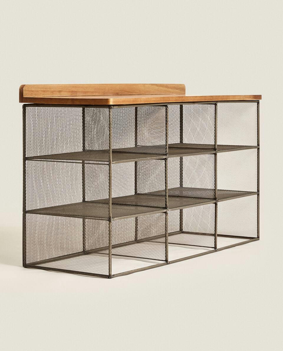 METAL AND WOOD BENCH