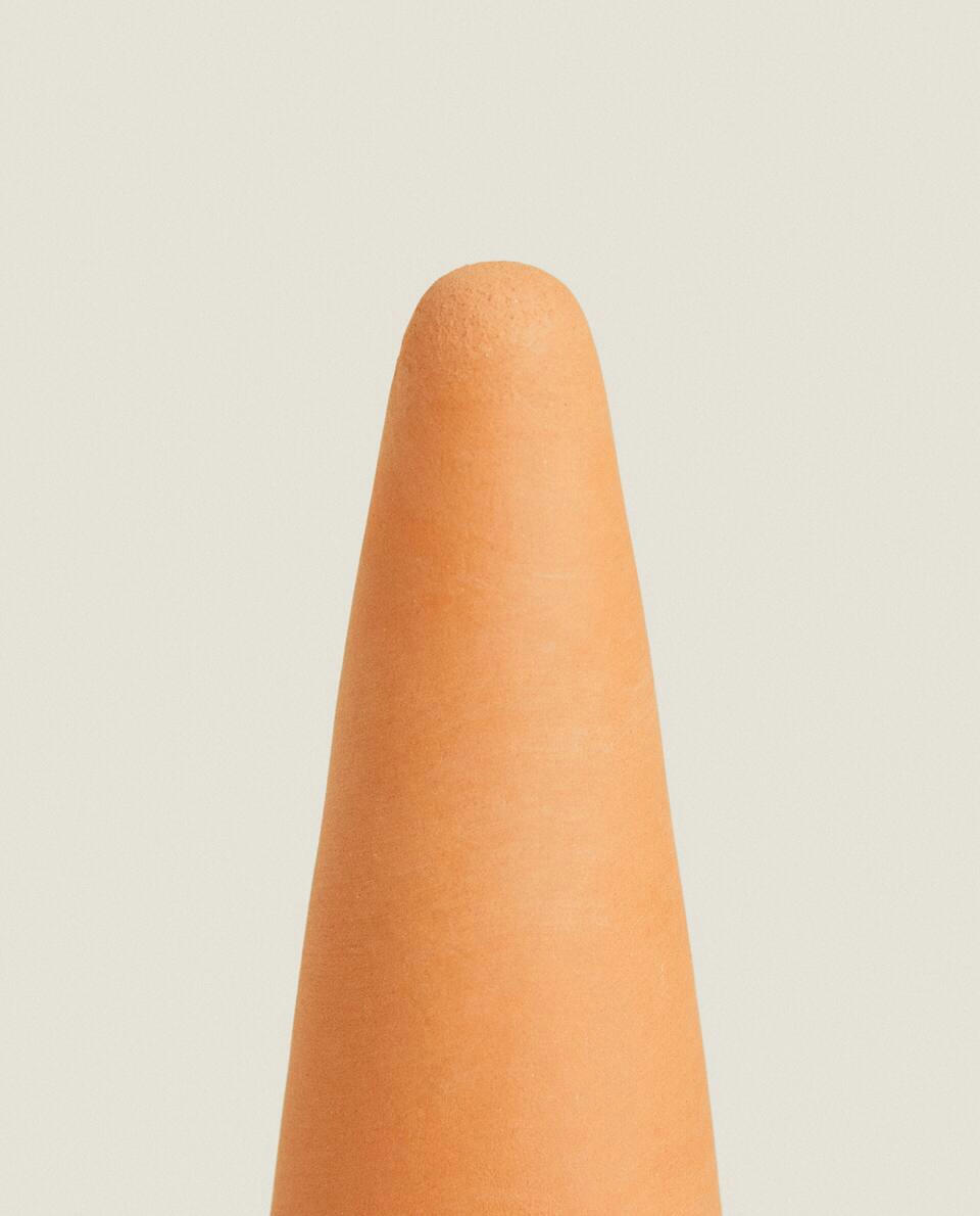 TERRACOTTA WATERING ACCESSORY