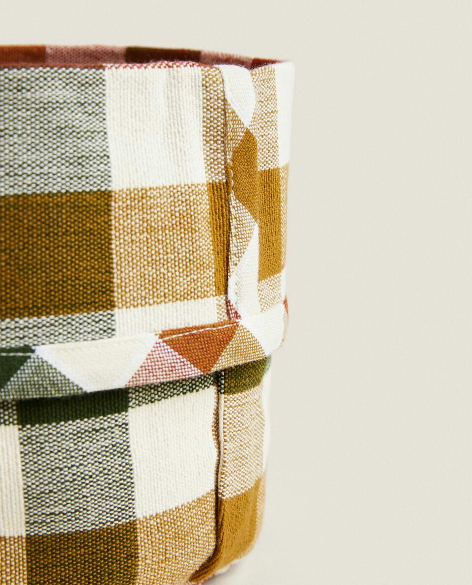 COLOURED CHECK HAMPER