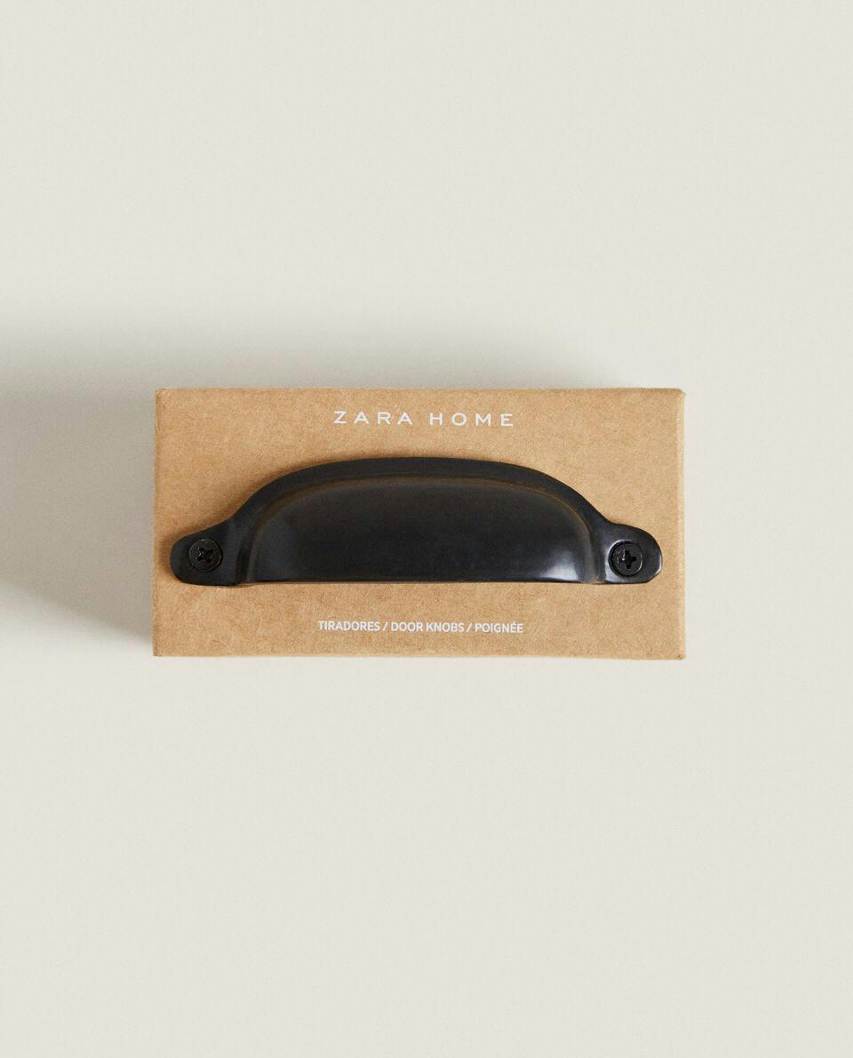 ELONGATED METAL DOOR KNOB