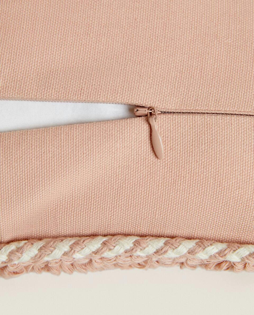 TASSEL CUSHION COVER