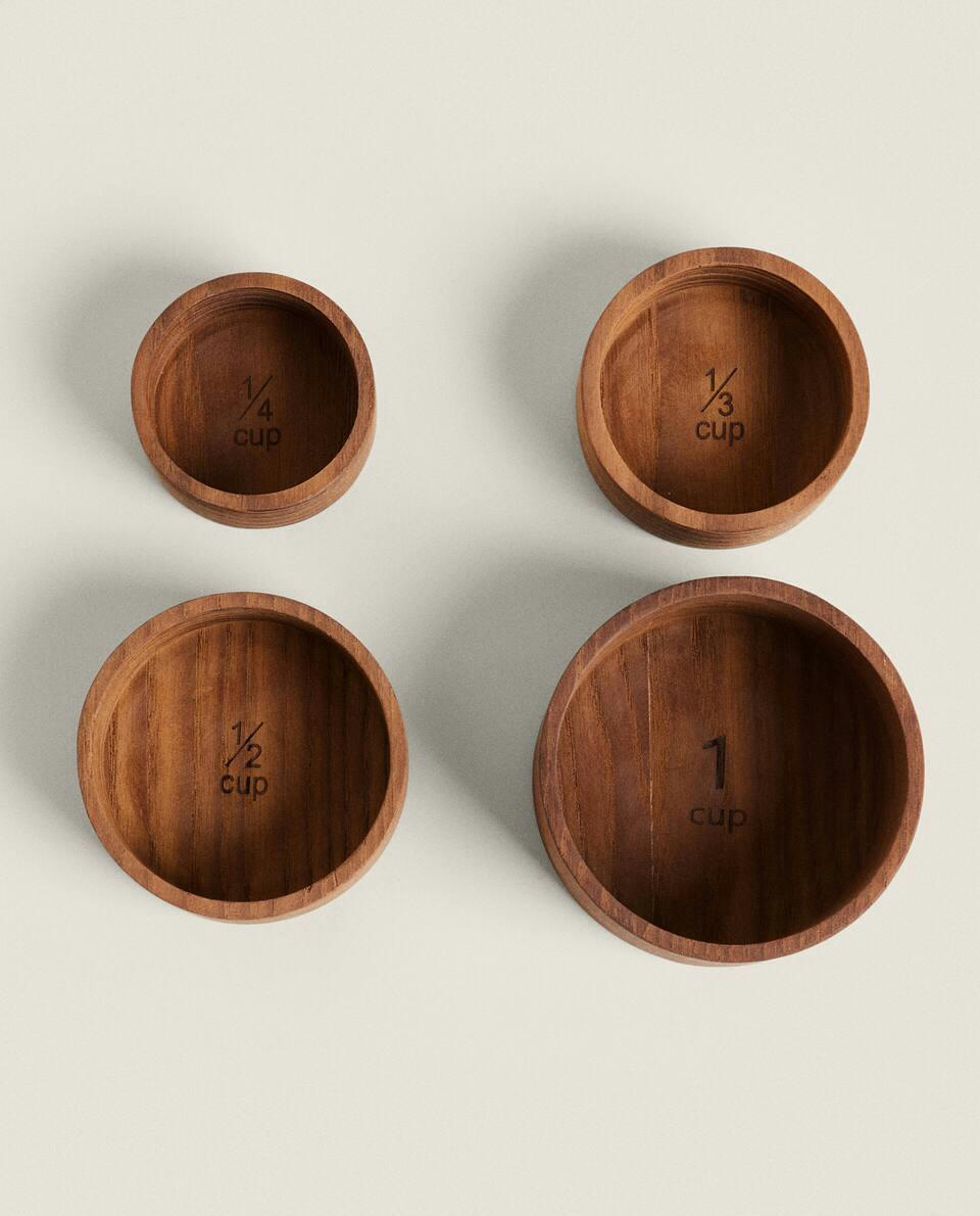 PACK OF KITCHEN MEASURING CUPS