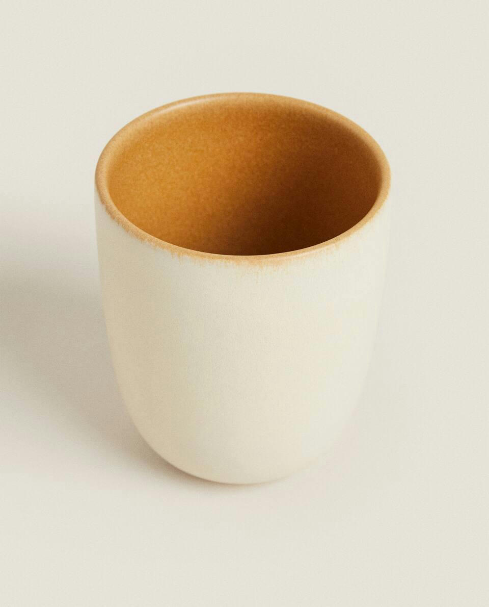 COLOURED STONEWARE TUMBLER