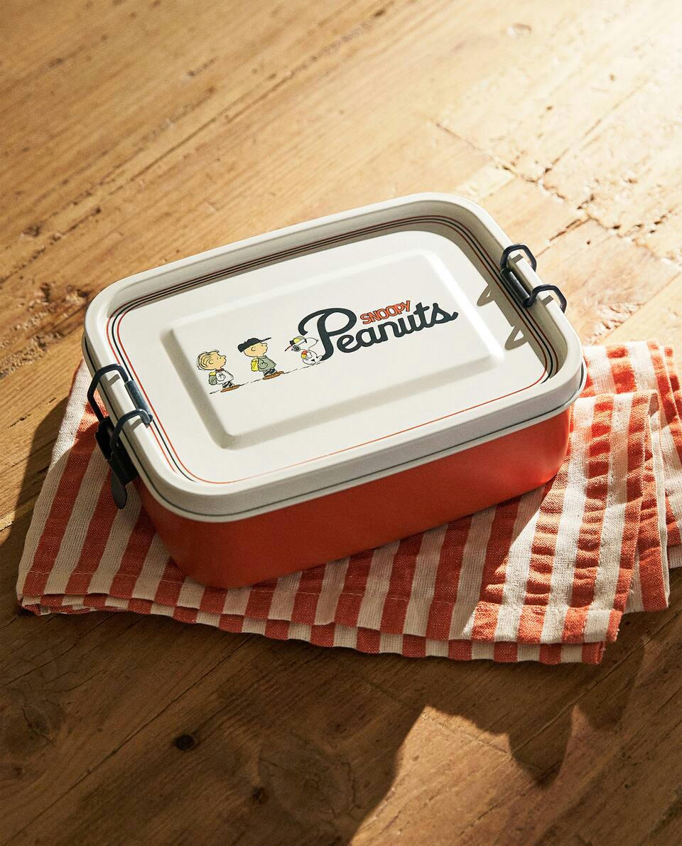 PEANUTS? LUNCHBOX