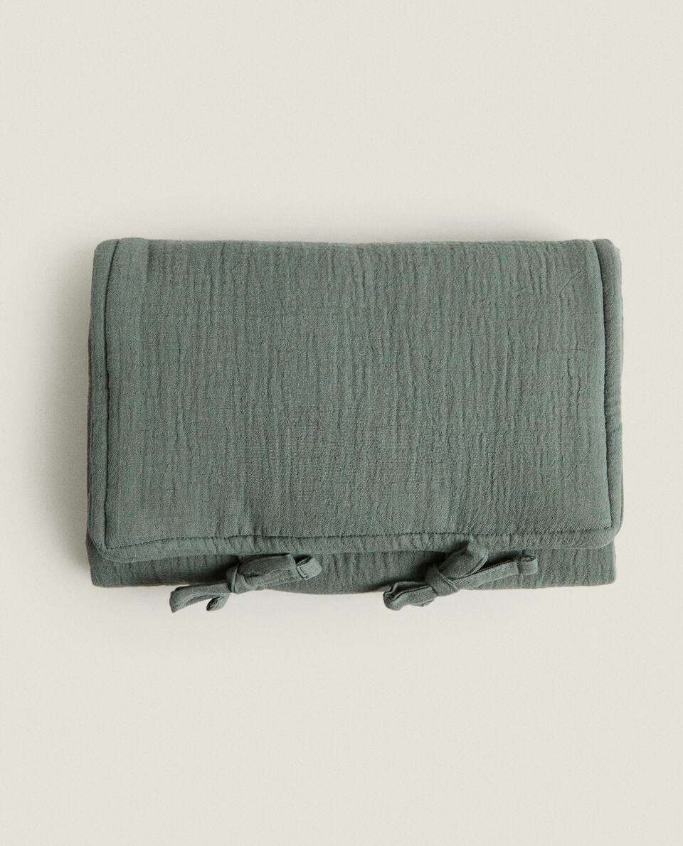 CHILDREN’S CHECK COTTON MUSLIN CHANGING MAT