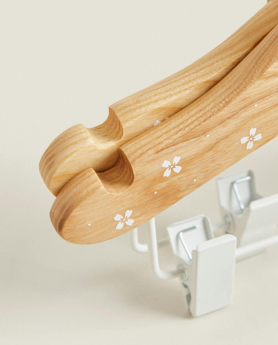 FLORAL DESIGN HANGER (SET OF 2)