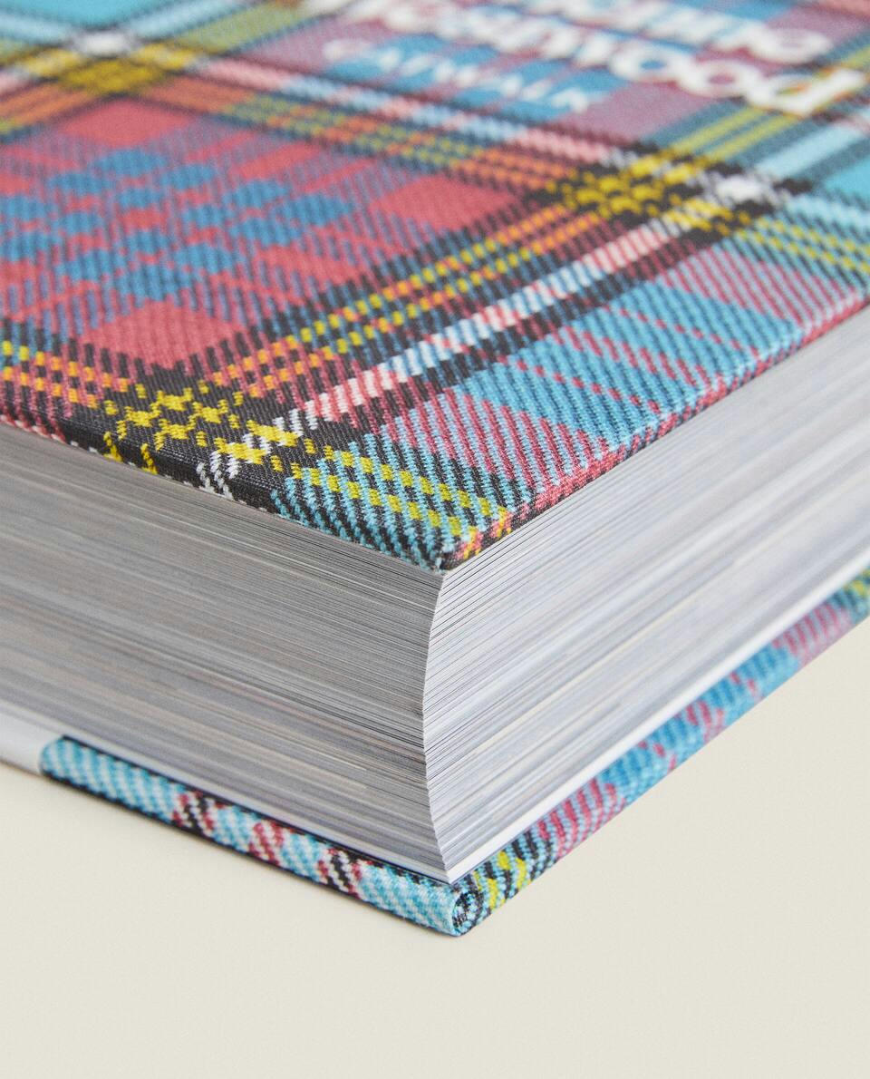 VIVIENNE WESTWOOD CATWALK