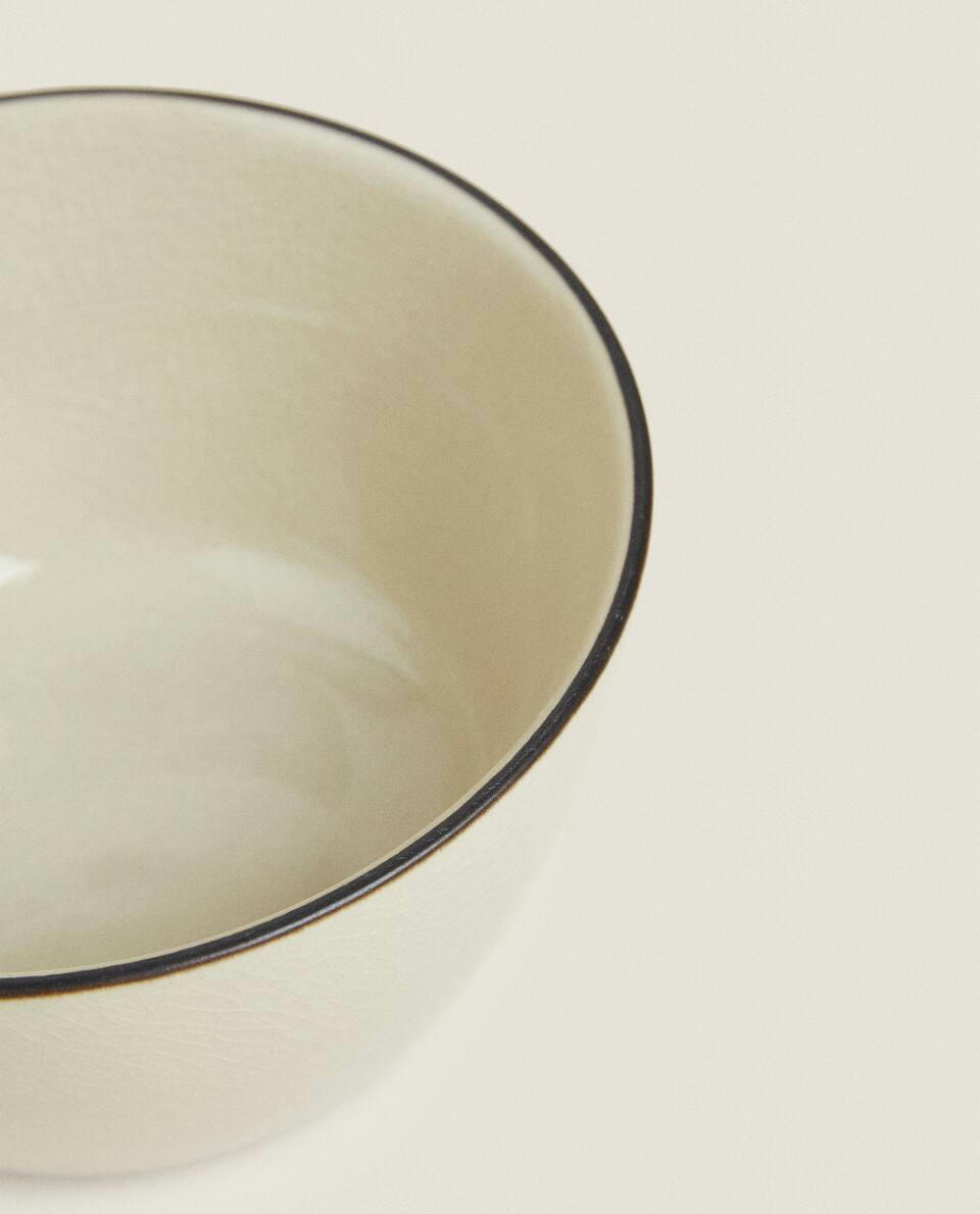 STONEWARE BOWL WITH RIM