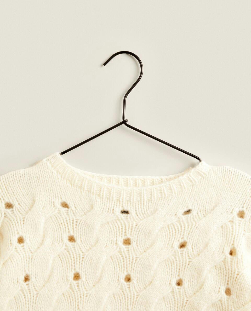 CABLE-KNIT CASHMERE SWEATER