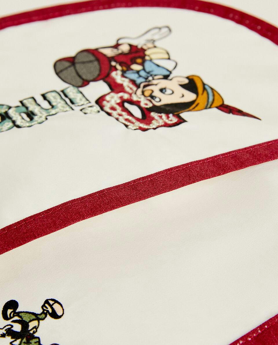 CHILDREN’S PINOCCHIO ? DISNEY RESIN-COATED CHRISTMAS BIB