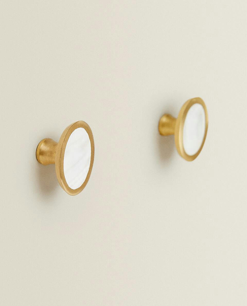 OVAL MOTHER-OF-PEARL DOOR KNOB (PACK OF 2)