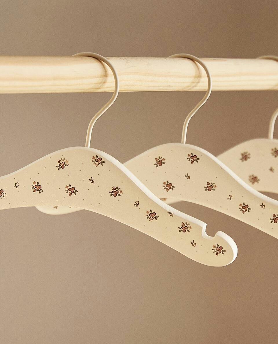 CHILDREN’S FLORAL PRINT HANGER (SET OF 3)