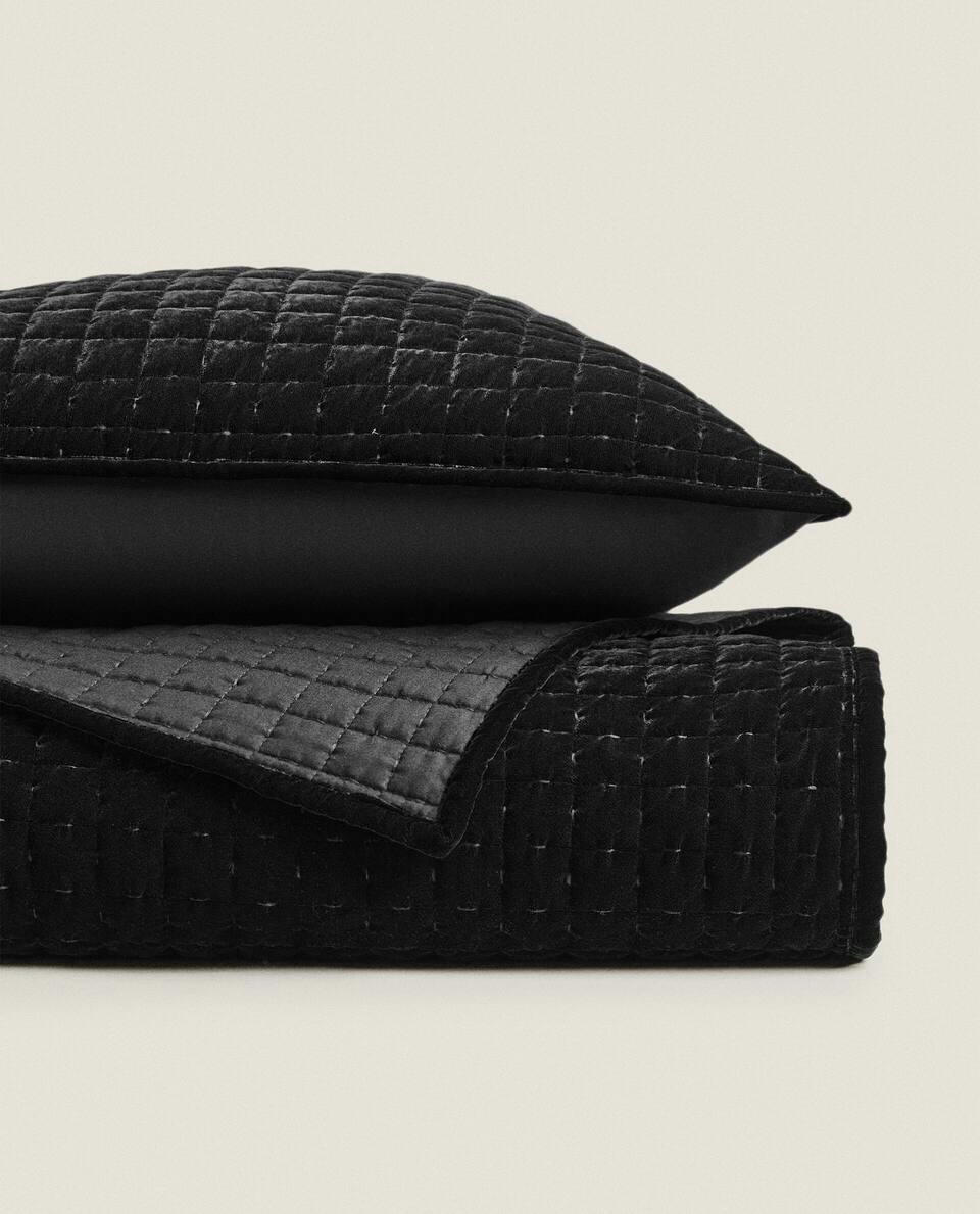 VELVET QUILT