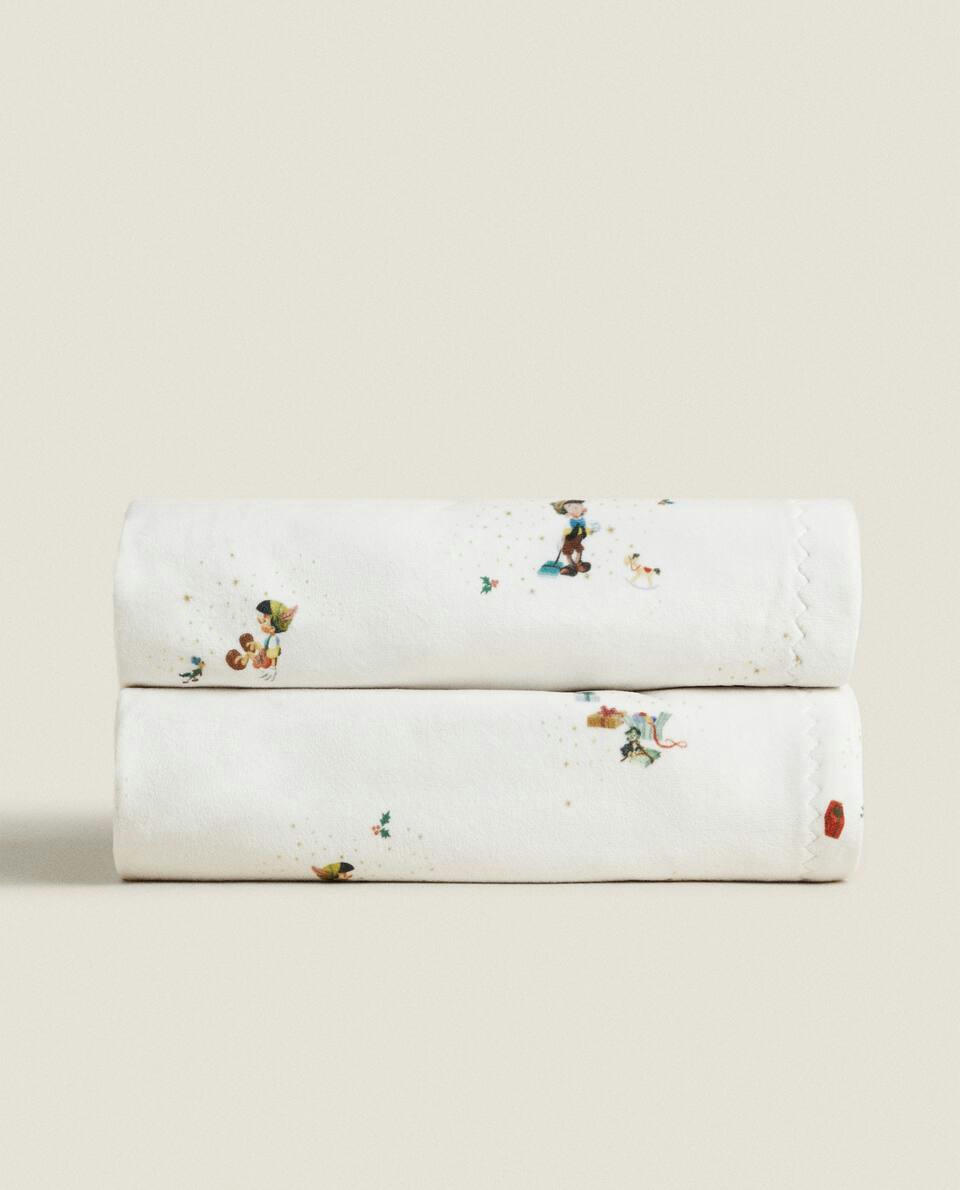 CHILDREN’S PINOCCHIO ? DISNEY FLEECE CHRISTMAS BLANKET