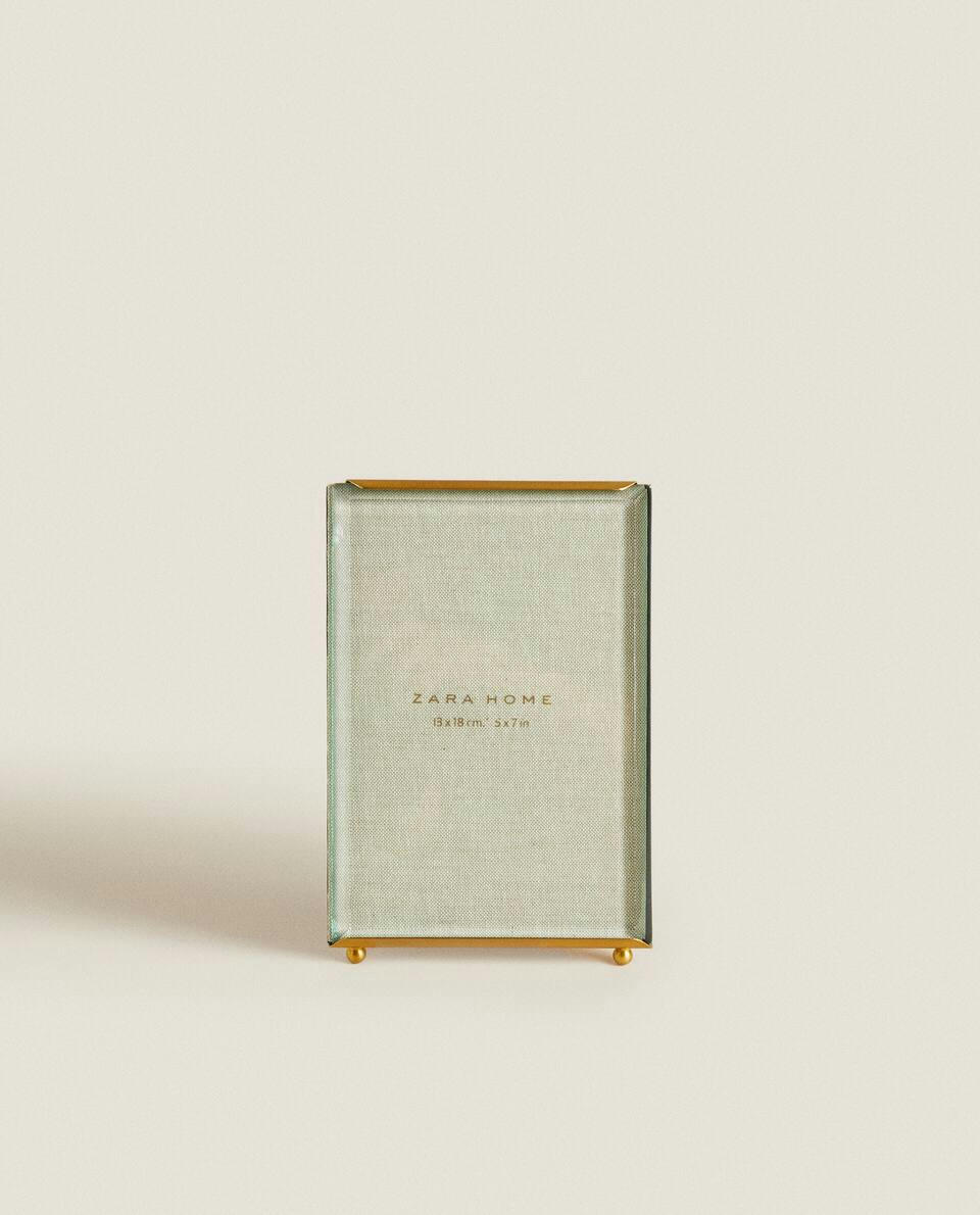 GOLD STRUCTURE FRAME