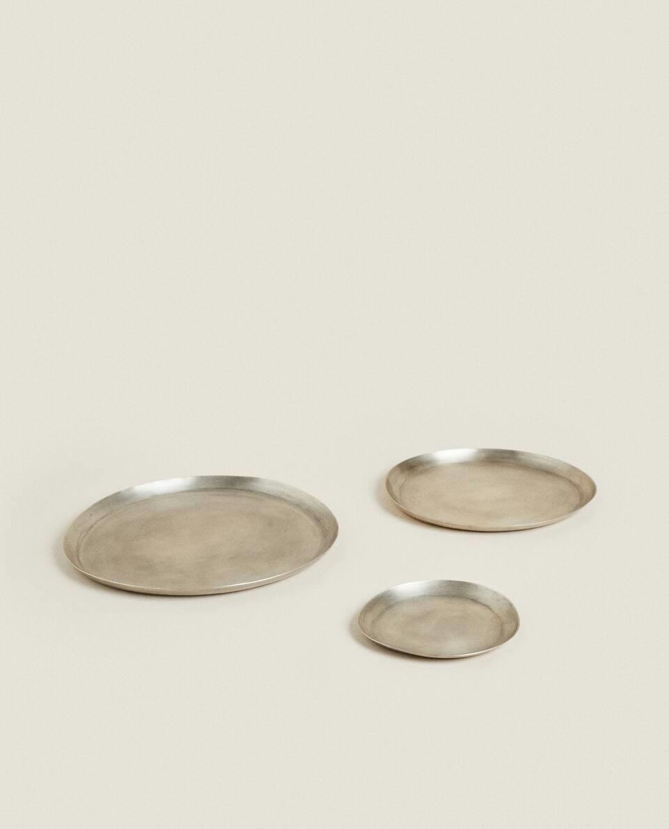 DECORATIVE IRREGULAR METAL TRAY