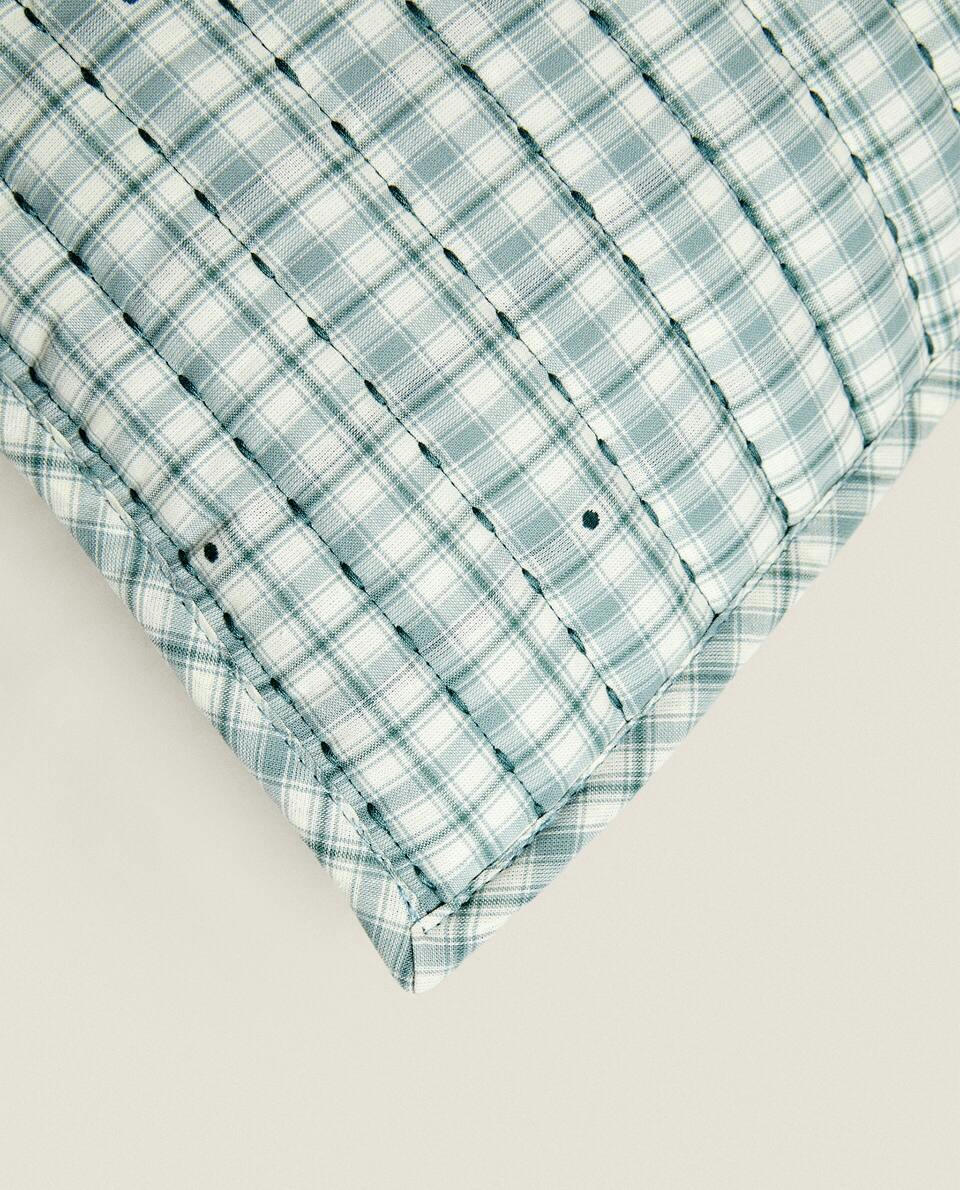 CHILDREN’S CHECKED CHRISTMAS CUSHION COVER