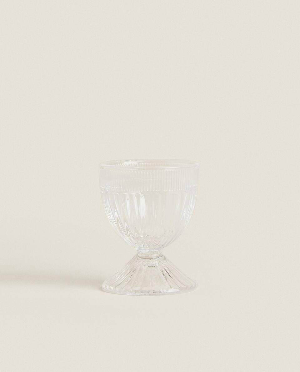 GLASS EGG CUP WITH RAISED DETAIL