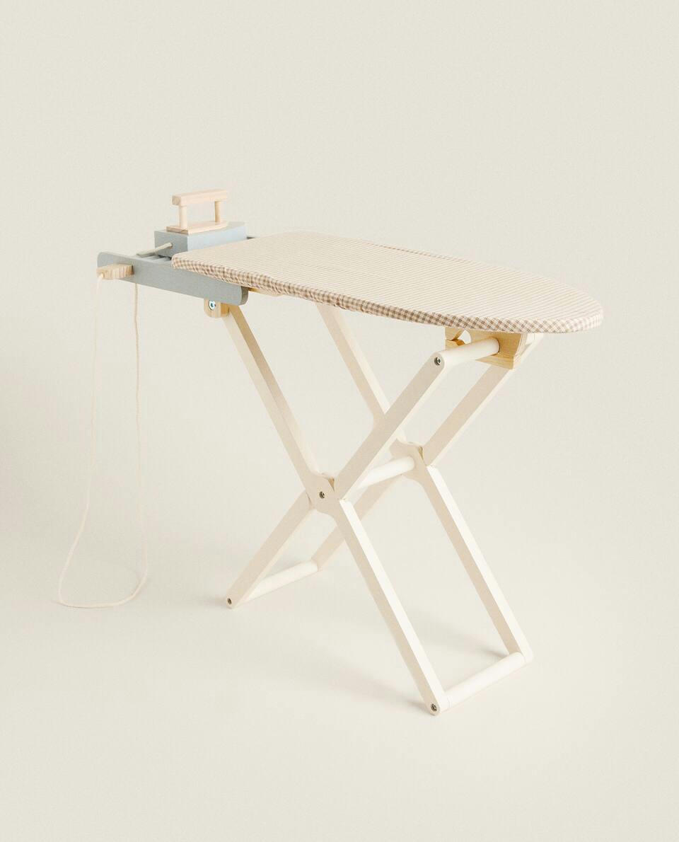 TOY IRONING SET