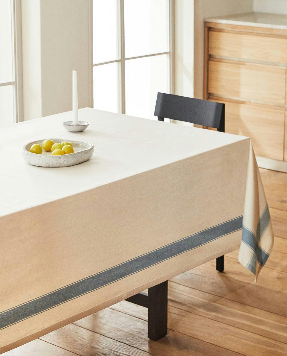 DYED THREAD STRIPED TABLECLOTH