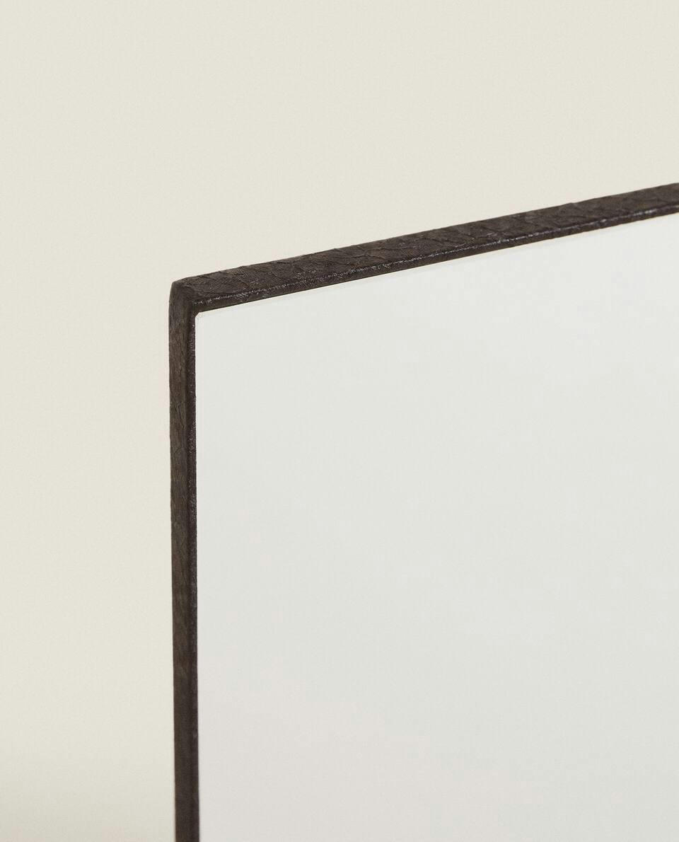 MIRROR WITH METAL FRAME