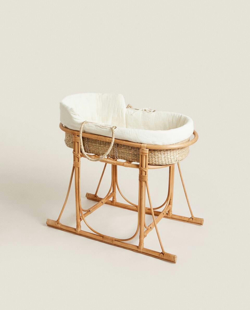 RATTAN MOSES BASKET