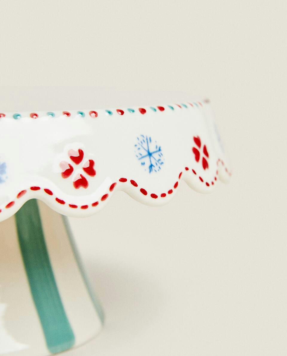 CHILDREN’S CHRISTMAS STONEWARE CAKE DISH