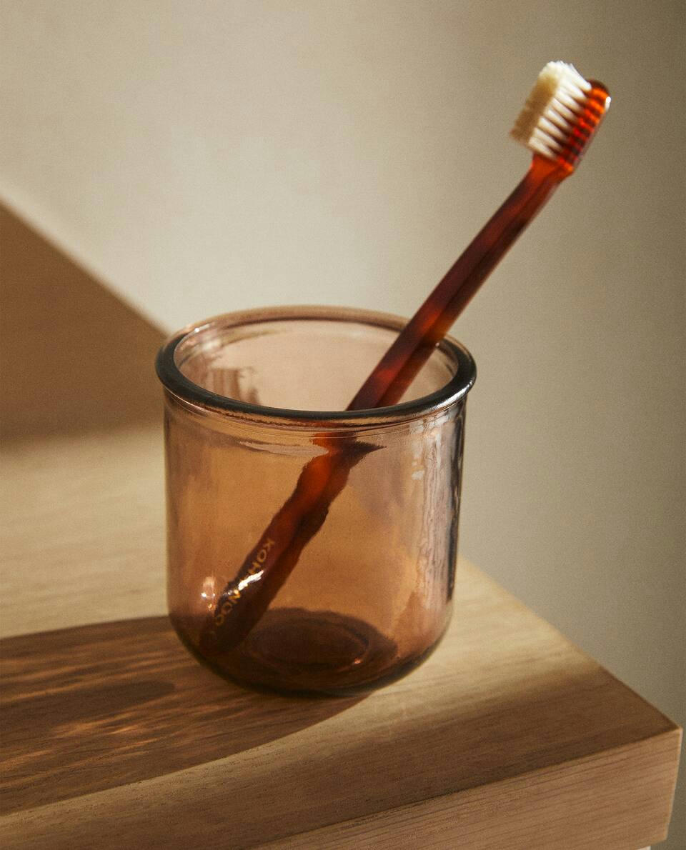 CARAMEL GLASS BATHROOM SET