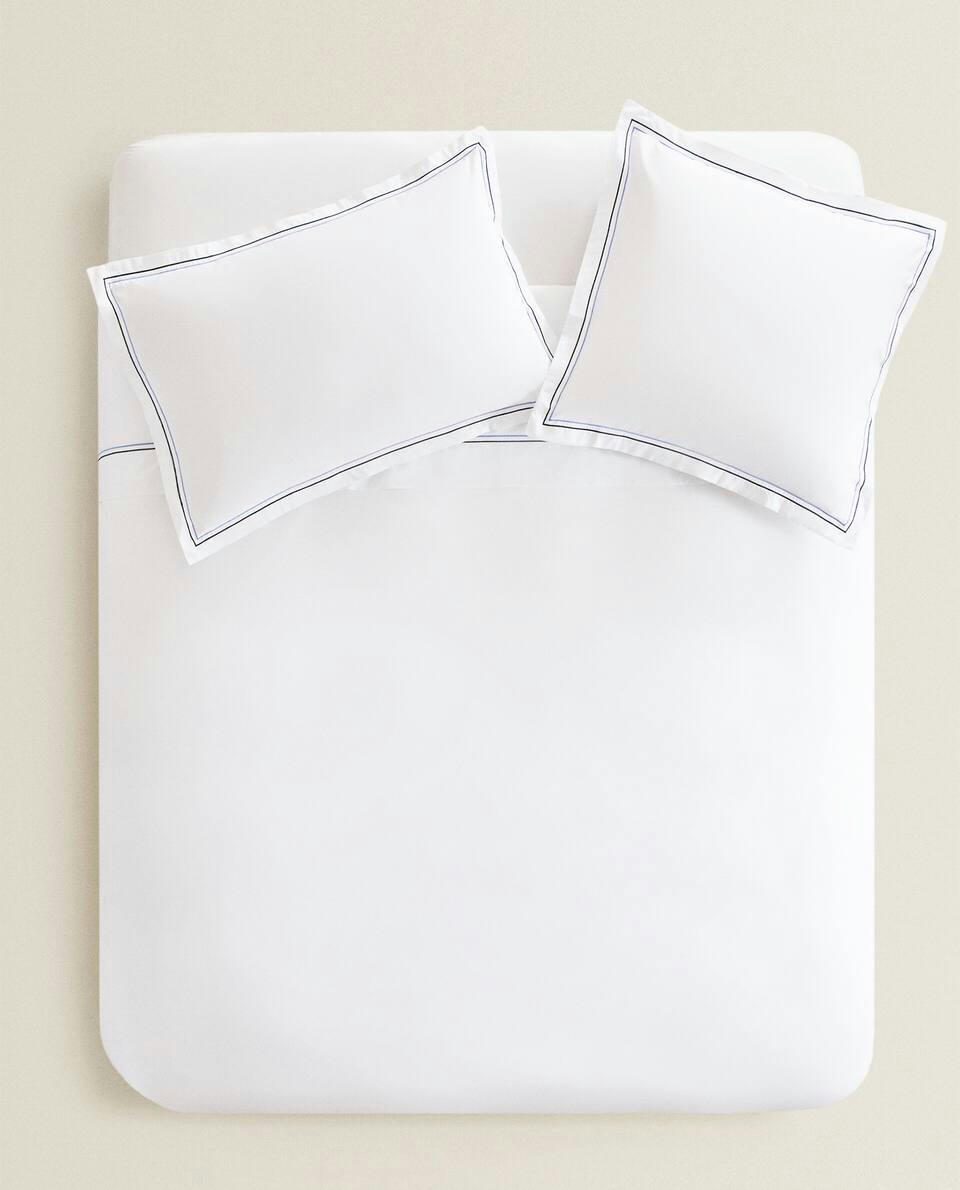 DUVET COVER WITH TWO EMBROIDERED DETAILS