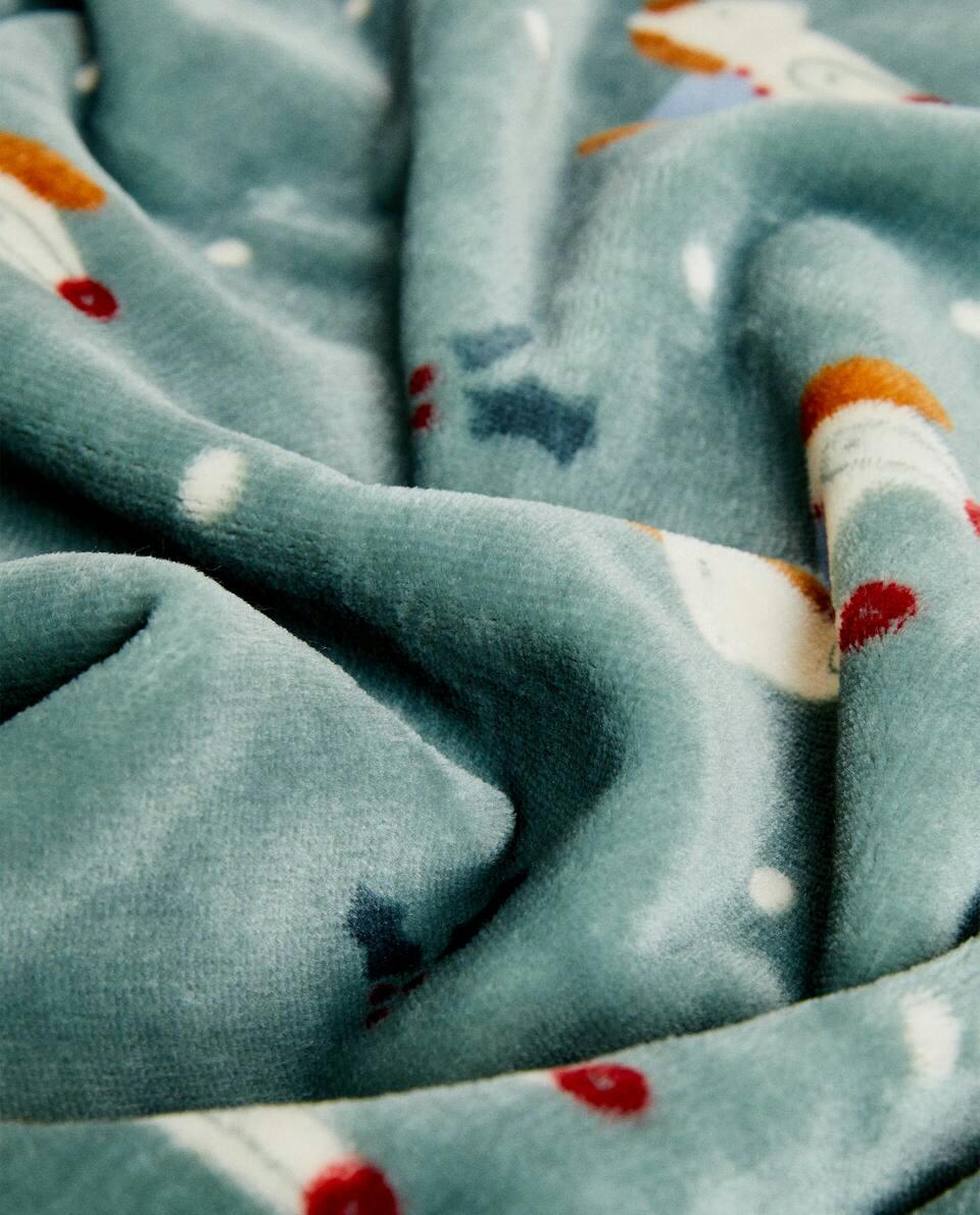 CHILDREN’S FLEECE BLANKET WITH CHRISTMAS ROCKING HORSE