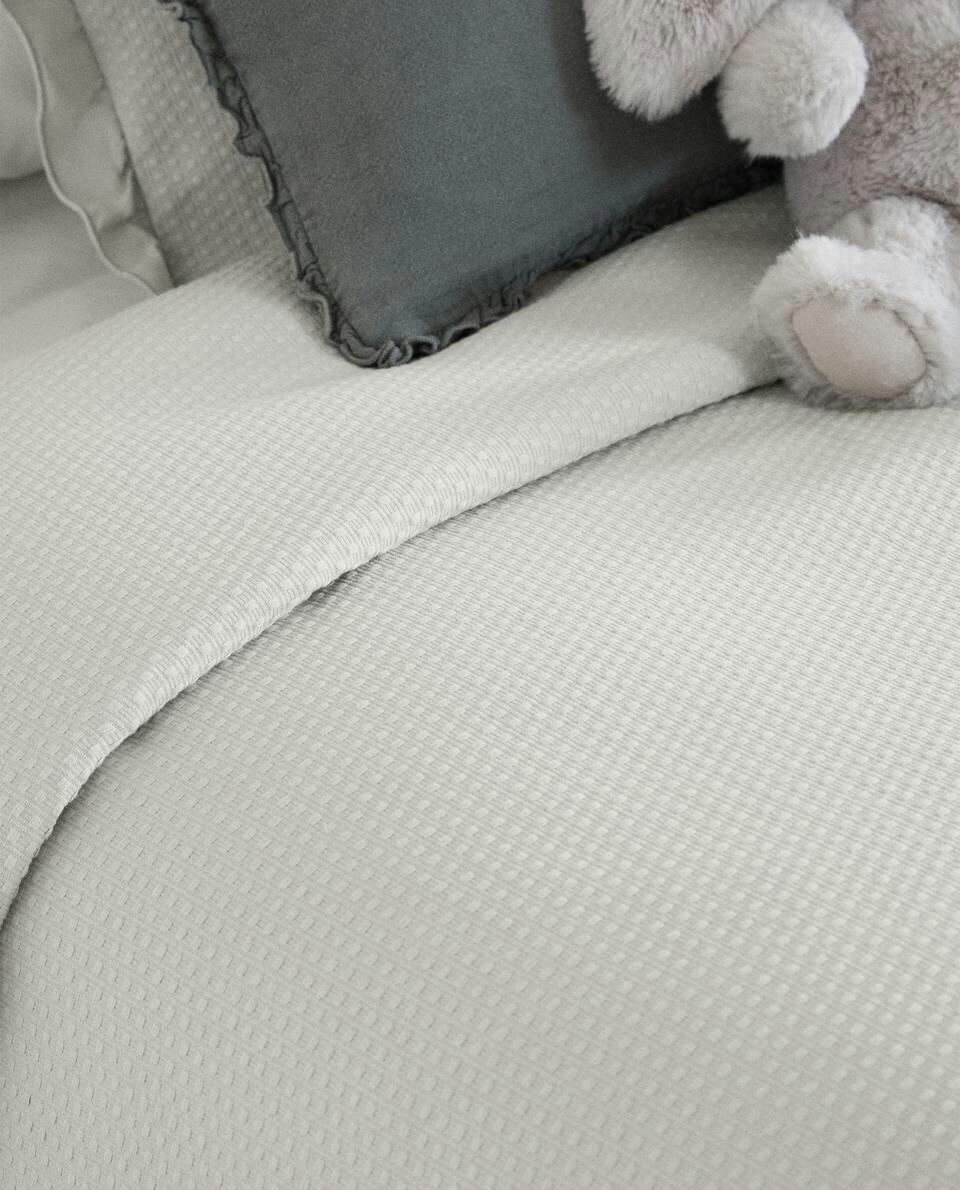 JACQUARD COTTON BEDSPREAD