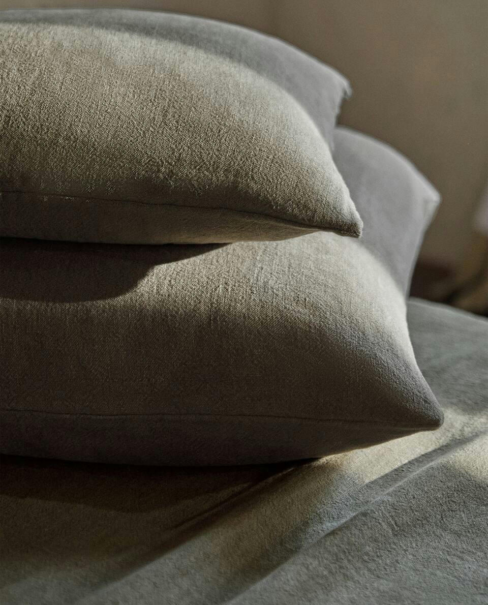 LINEN CUSHION COVER