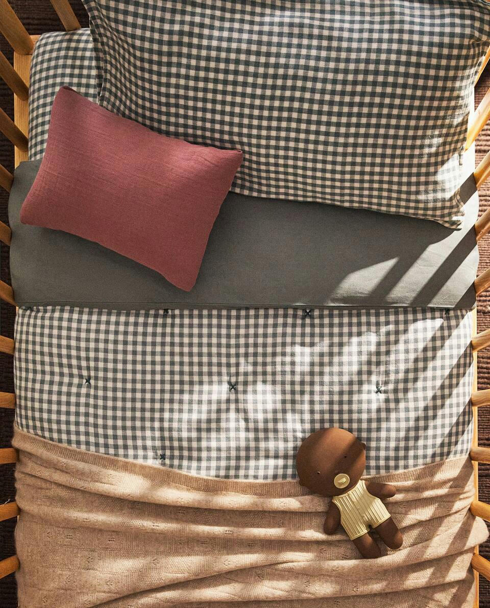 CHILDREN'S MUSLIN QUILT