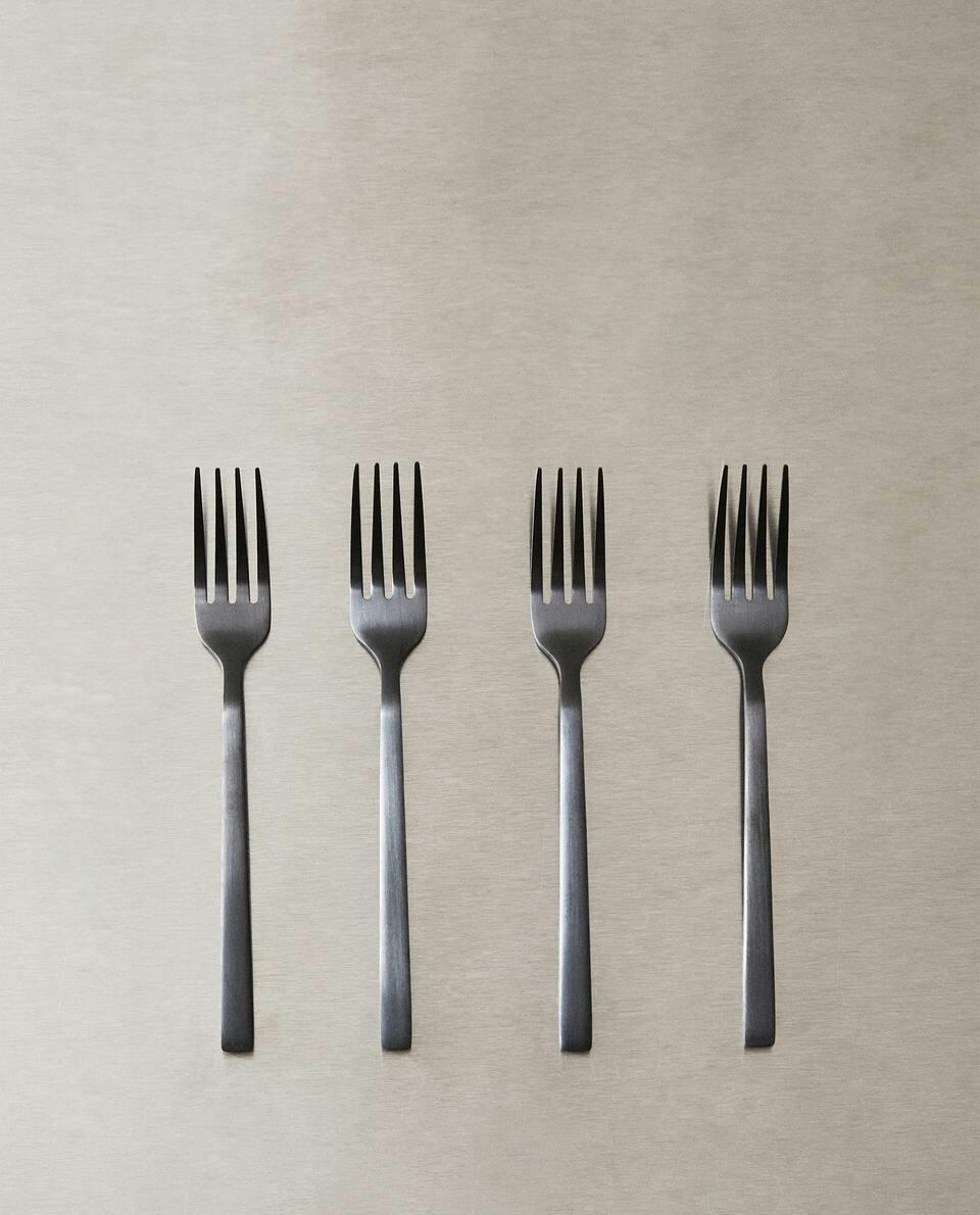 MATTE BLACK BRUNCH FORKS (PACK OF 4)